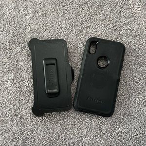 iPhone XS MAX Otter Box case with phone clip